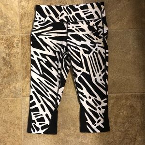 Workout, athleisure capris